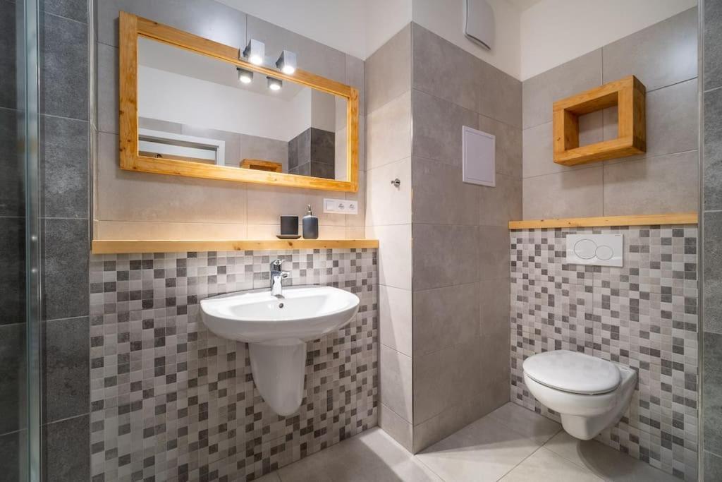 Private Cozy And Quiet Apartment 리프노나드비타보브 외부 사진